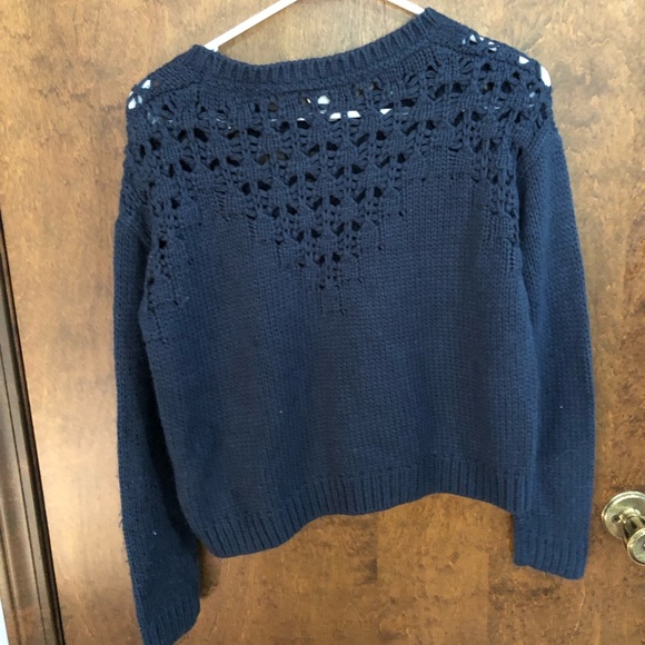 Blue sweater - Picture 3 of 3
